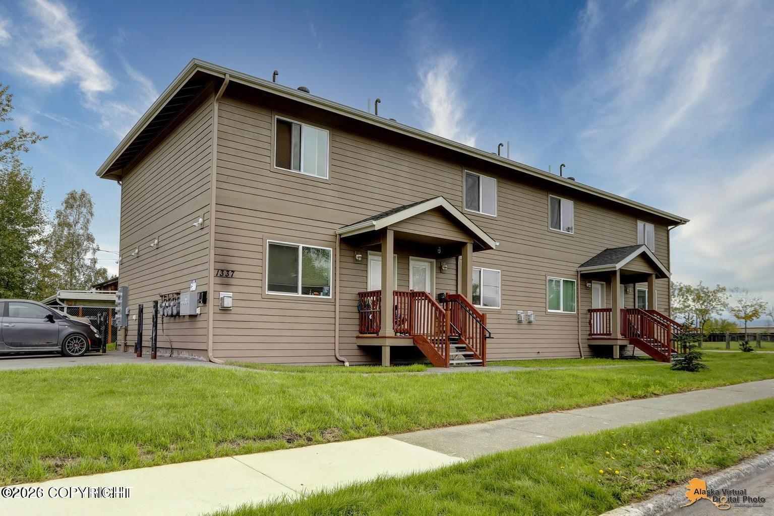 1337 E 14th Boulevard #c Property Photo 4