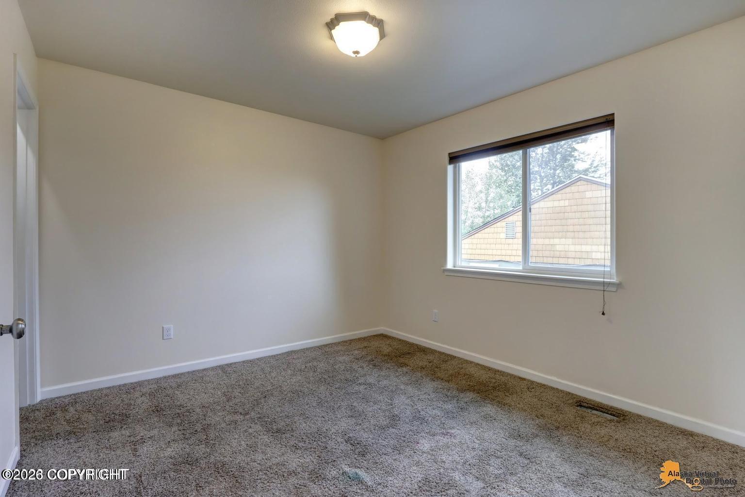 1337 E 14th Boulevard #c Property Photo 16