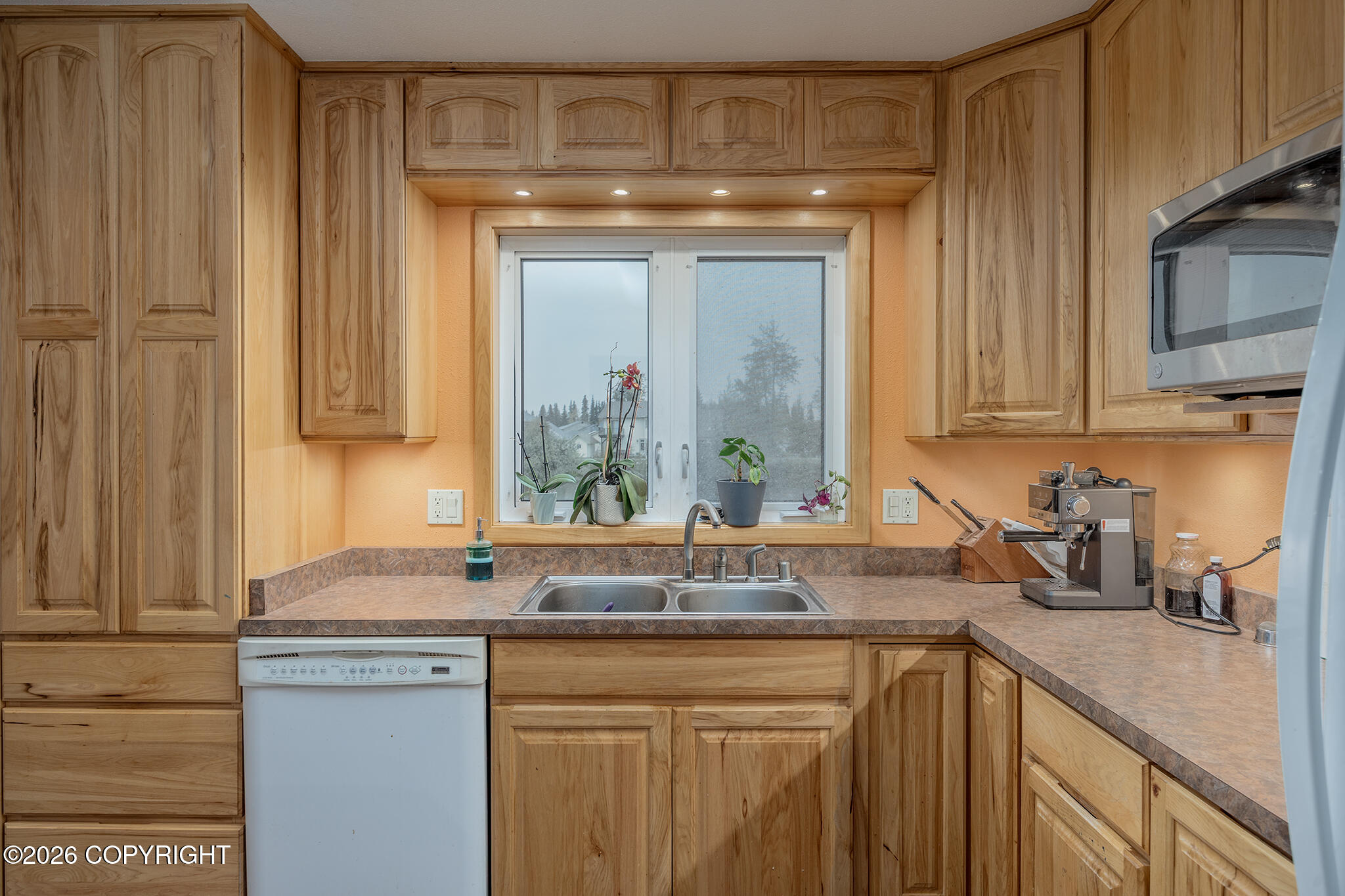 2596 Riverview Drive Property Photo 8