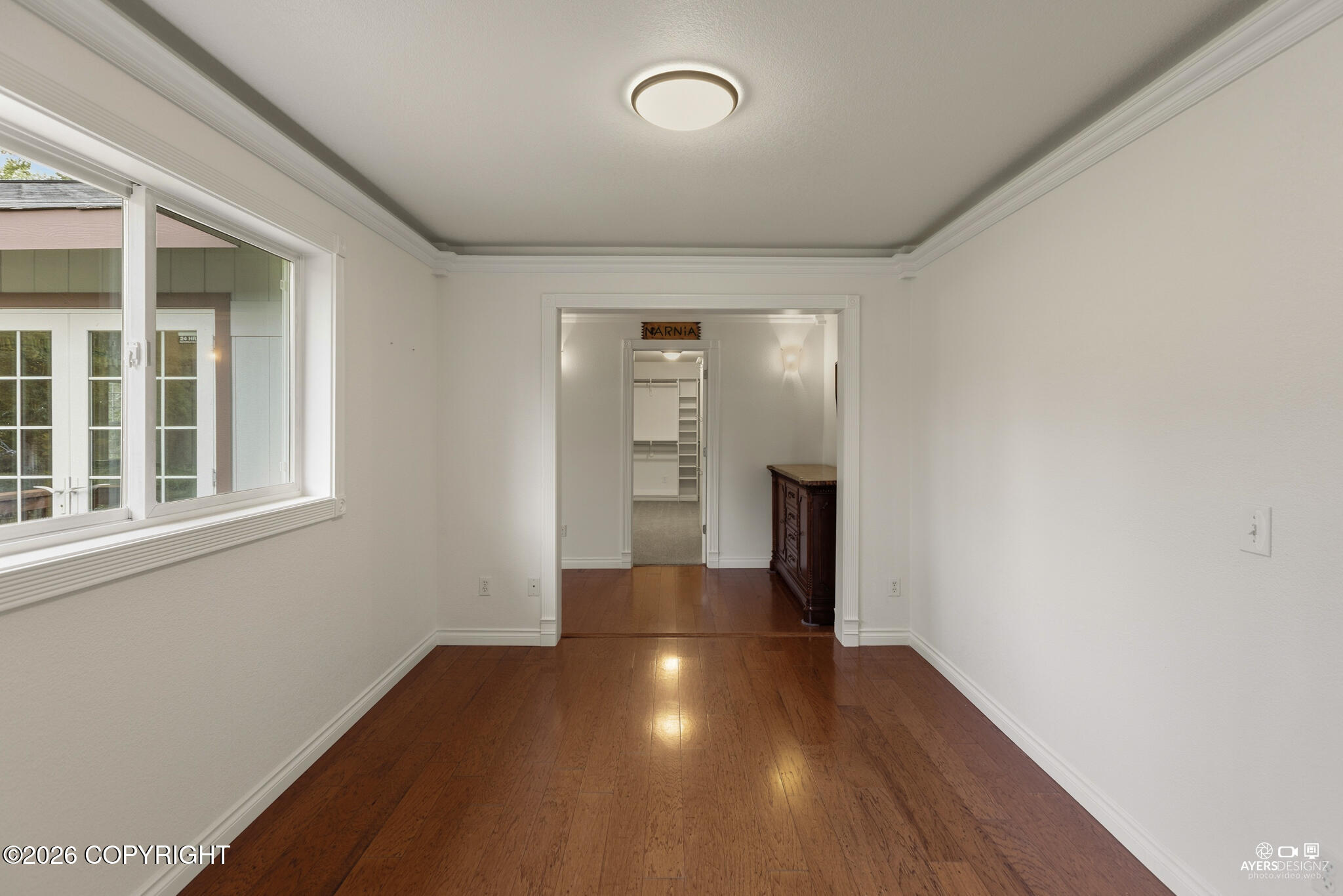 530 W Riverview Avenue Property Photo 14