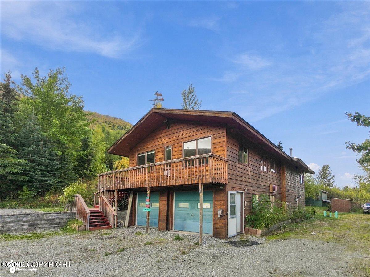 4627 Hiland Road Property Photo 2