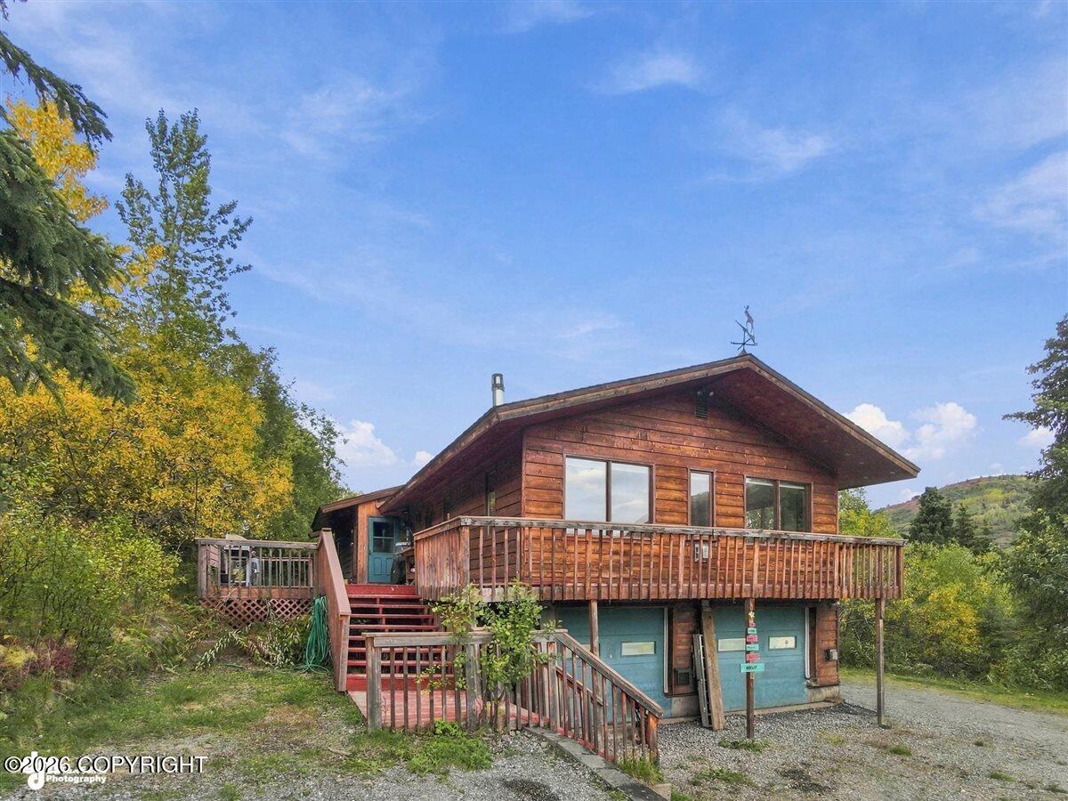 4627 Hiland Road Property Photo 3