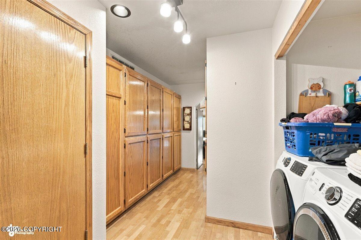 4627 Hiland Road Property Photo 34
