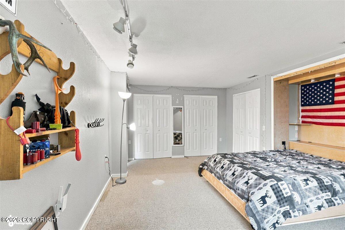 4627 Hiland Road Property Photo 44