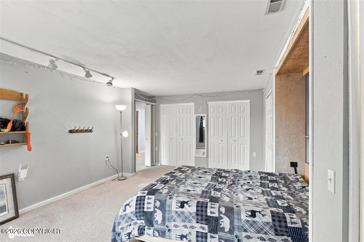 4627 Hiland Road Property Photo 45