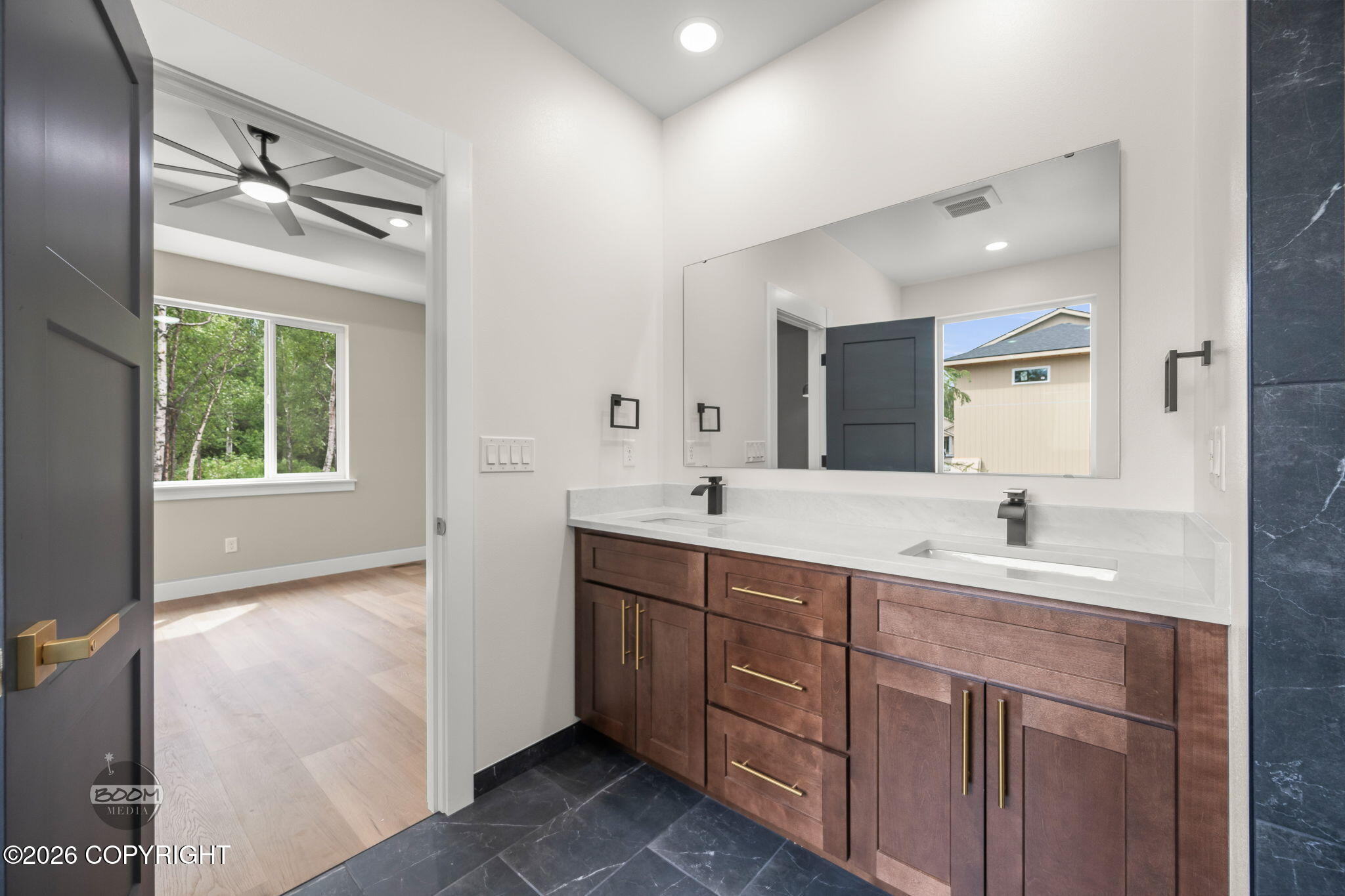 6119 N Radiant Dawn Circle Property Photo 33