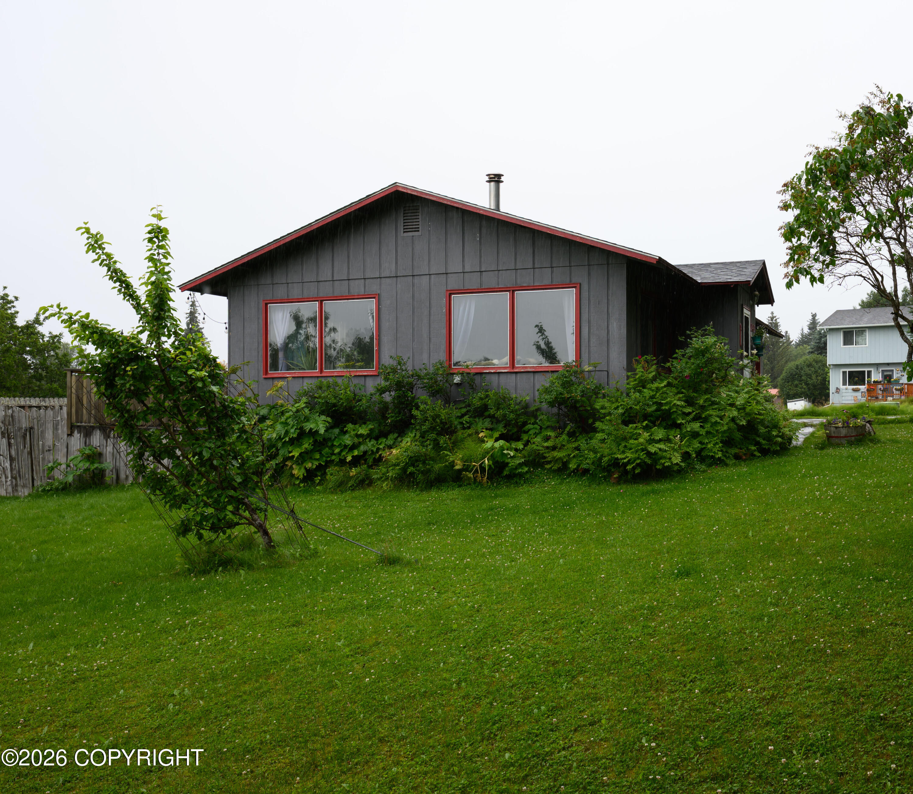 2489 Hillview Place Property Photo 7