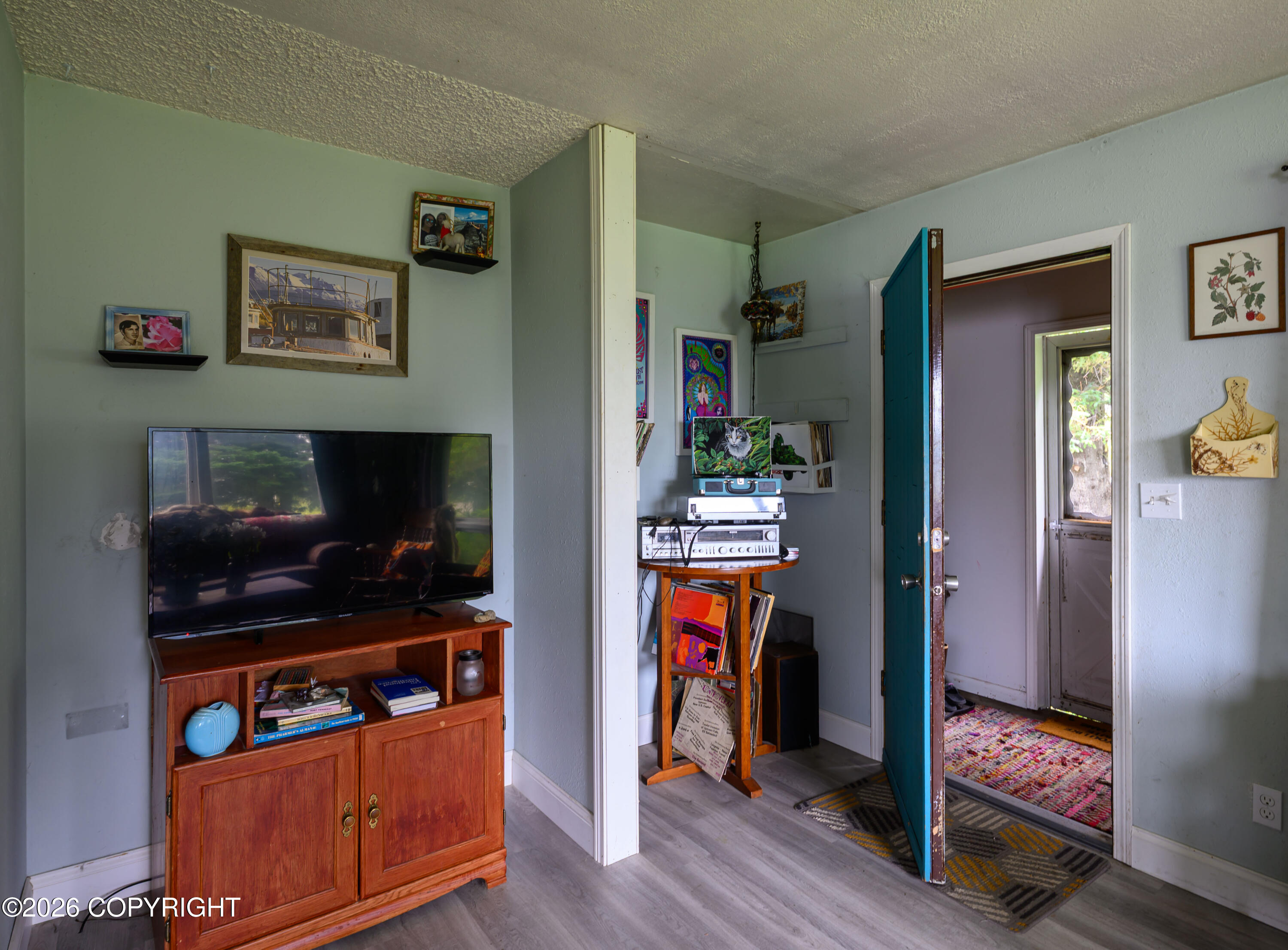 2489 Hillview Place Property Photo 14
