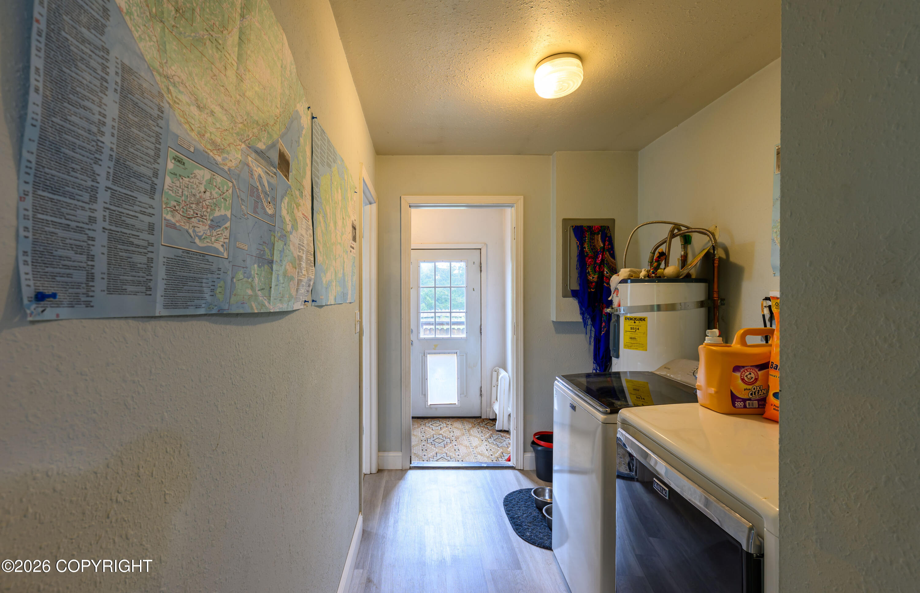 2489 Hillview Place Property Photo 24