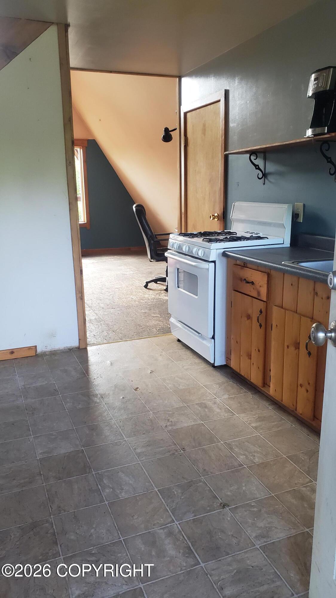 55350 E Benjamin Avenue Property Photo 5