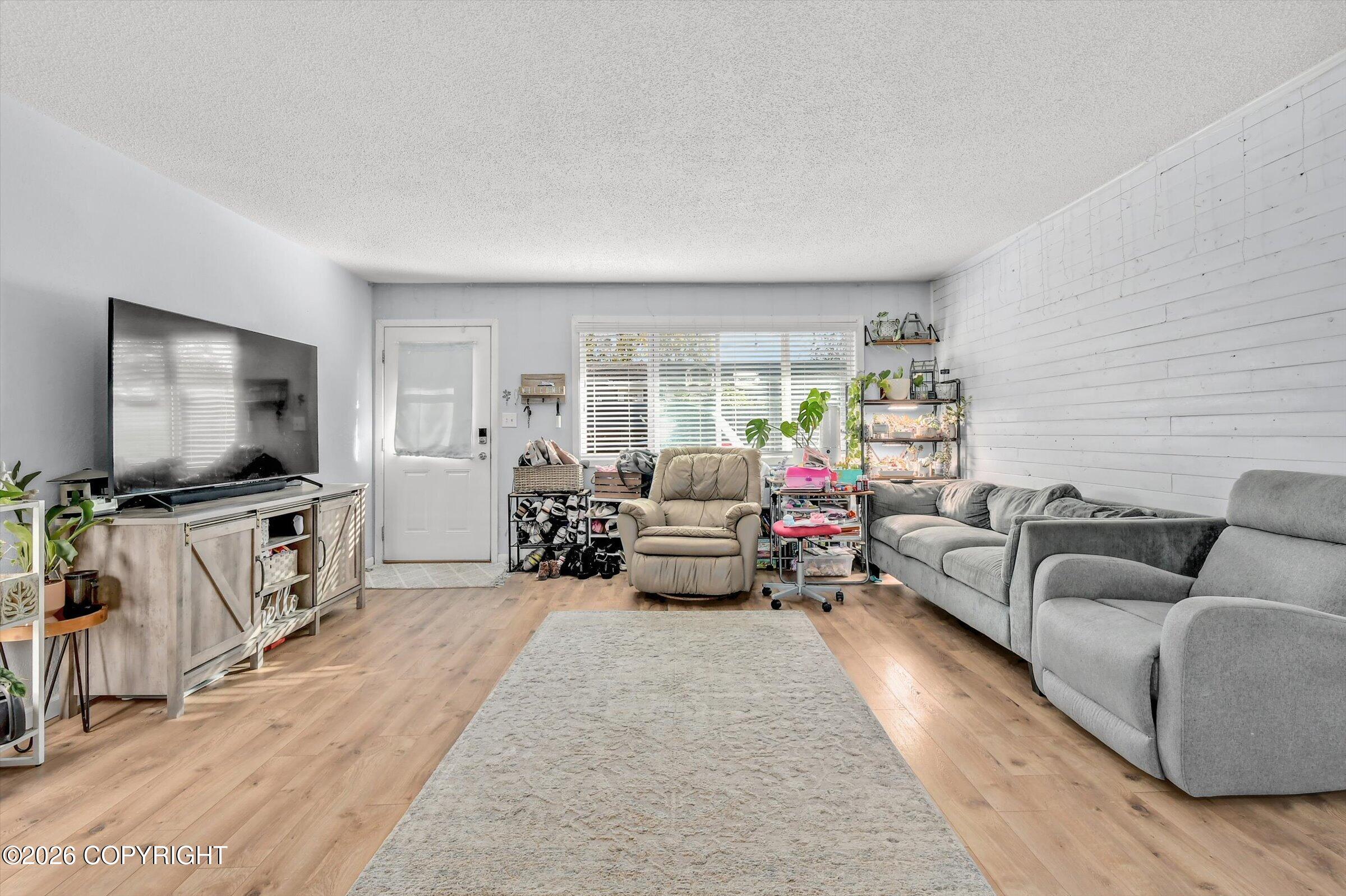 8301 Spruce Street Property Photo 7