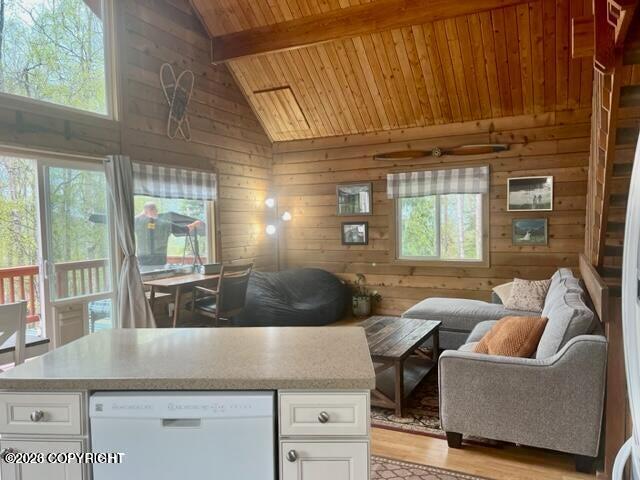 10440 High Bluff Drive Property Photo 5
