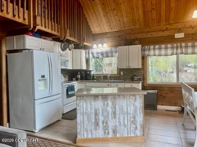 10440 High Bluff Drive Property Photo 7