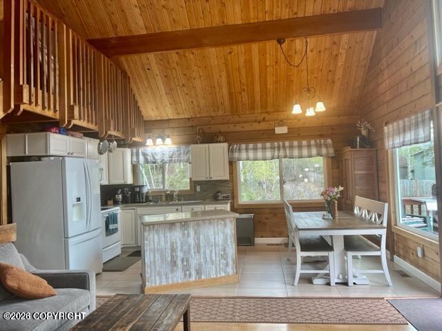 10440 High Bluff Drive Property Photo 10
