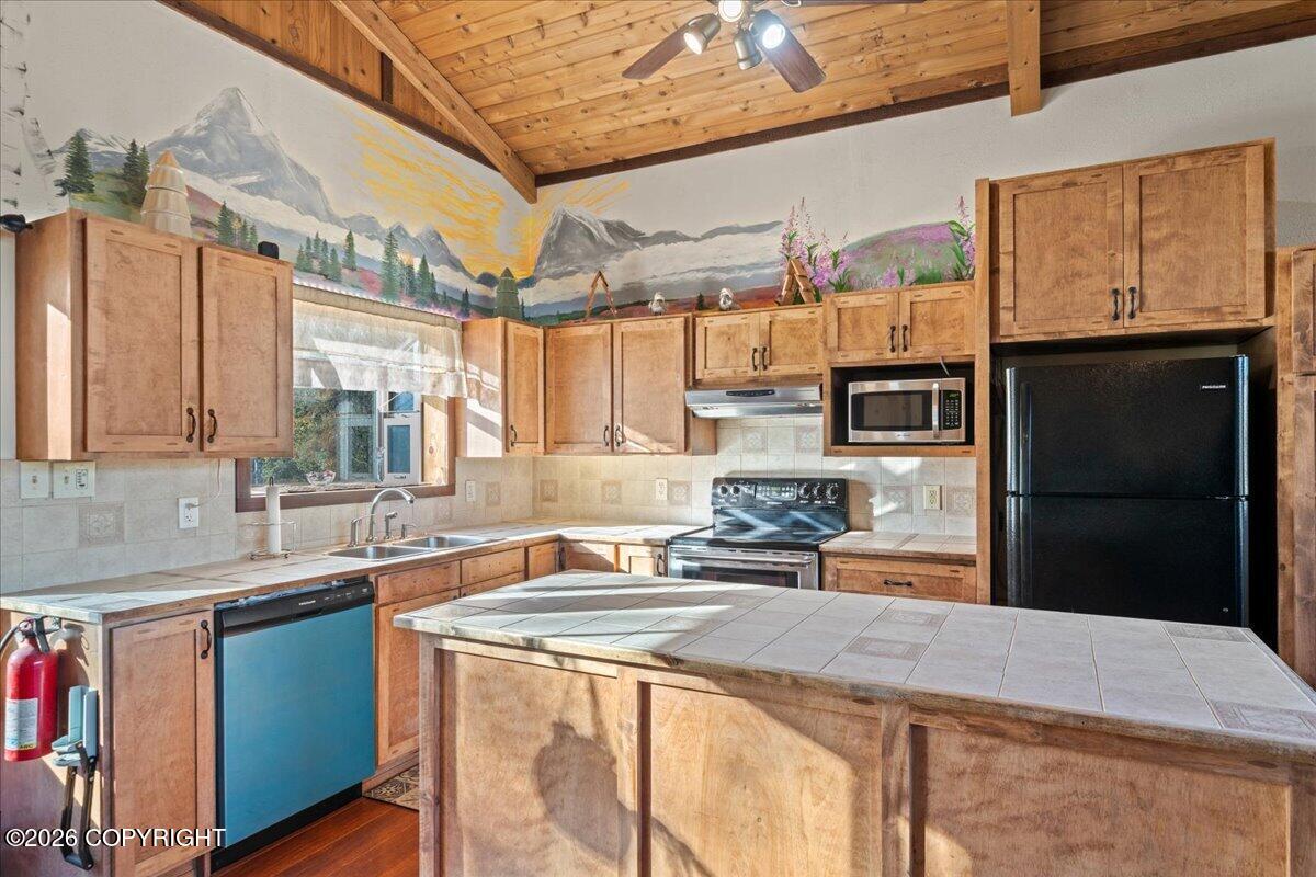 11835 W Little John Drive Property Photo 28