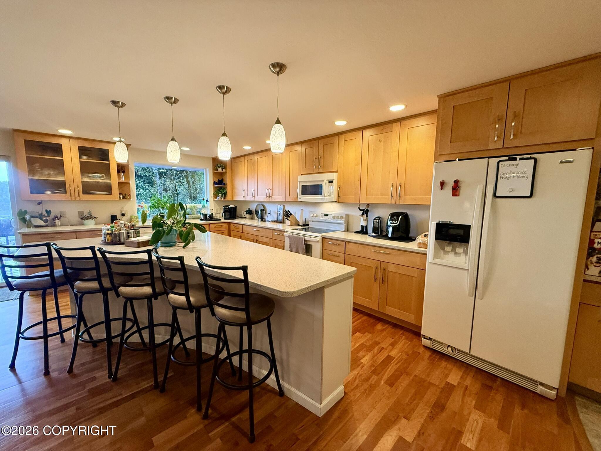 1120 Stellar Way Property Photo 6