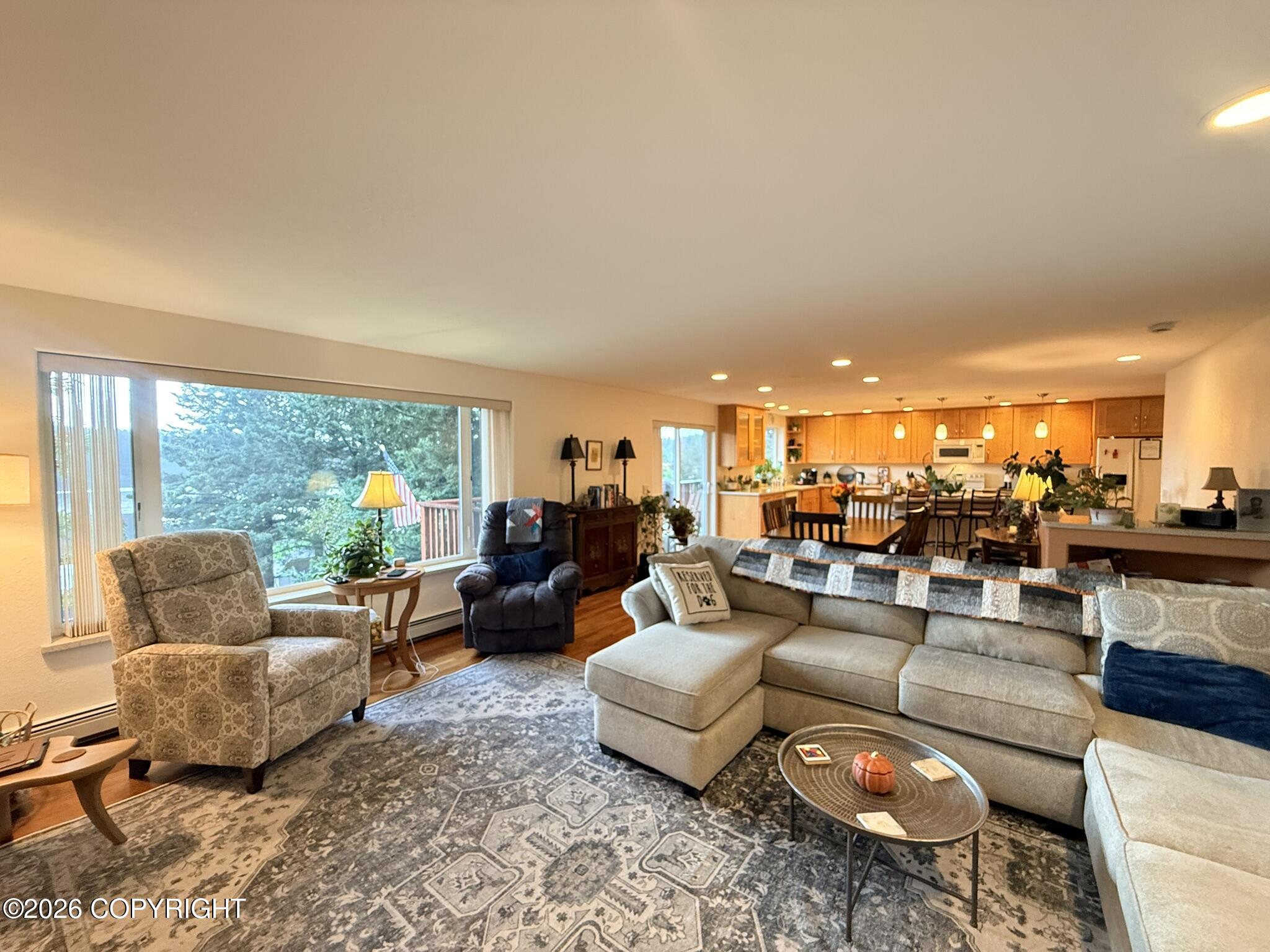 1120 Stellar Way Property Photo 11