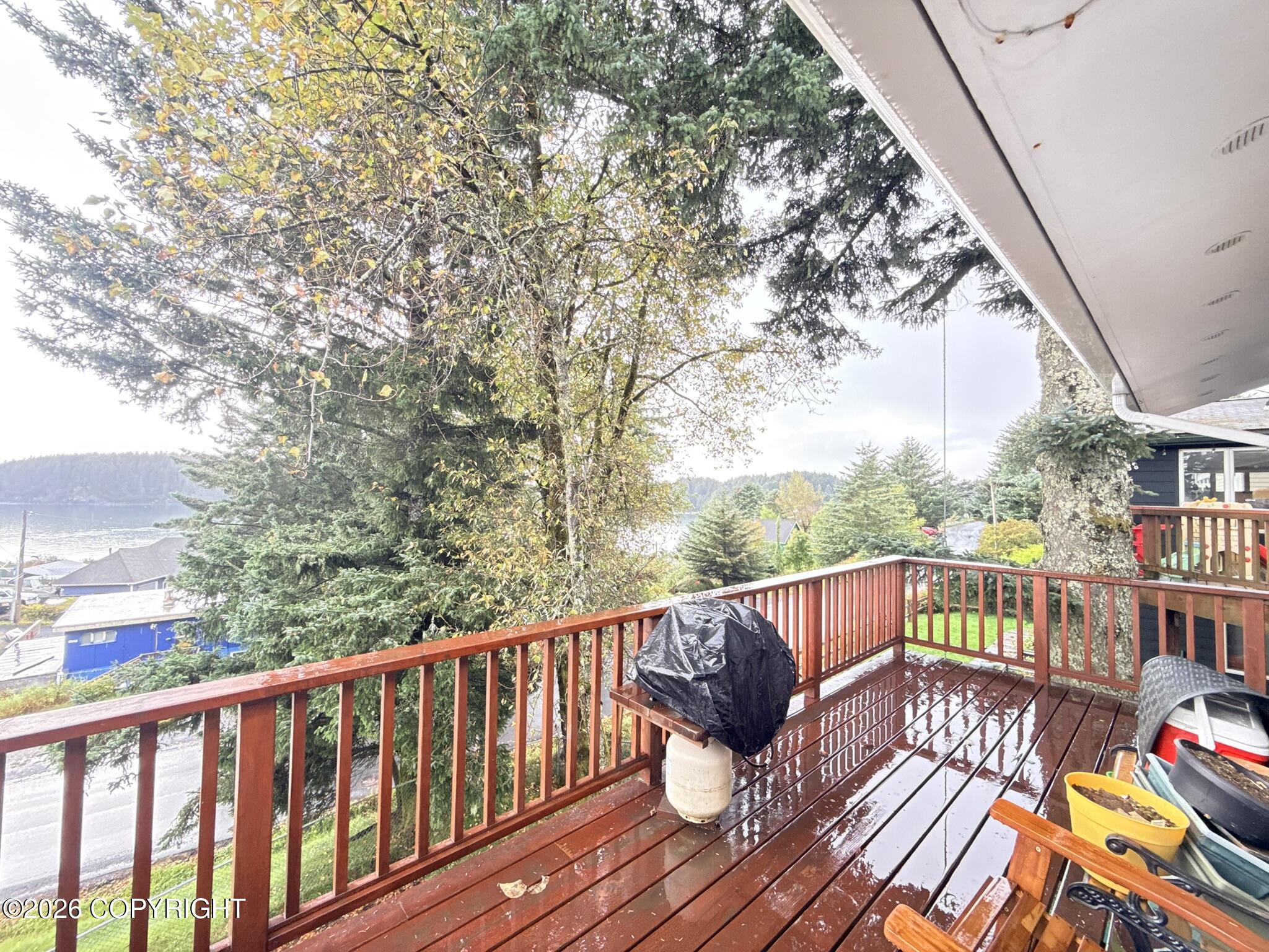 1120 Stellar Way Property Photo 38