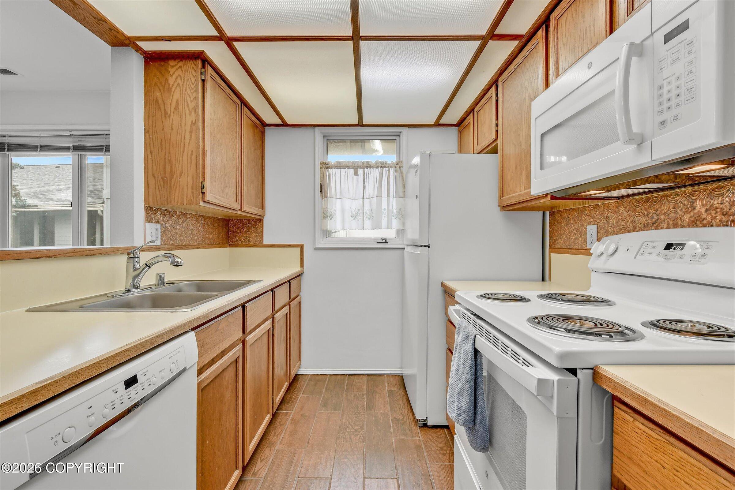 4240 Folker Street #b201 Property Photo 9