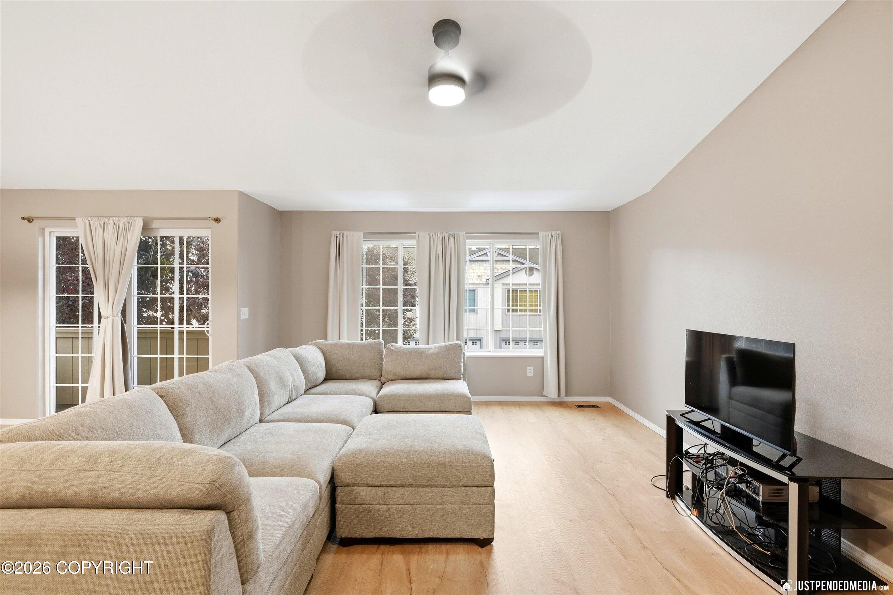 5565 Sapphire Loop Property Photo 12