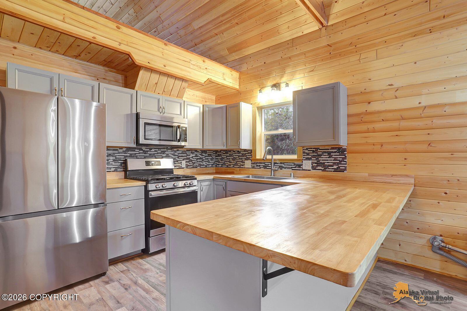 12813 W Willow Fishhook Road Property Photo 10