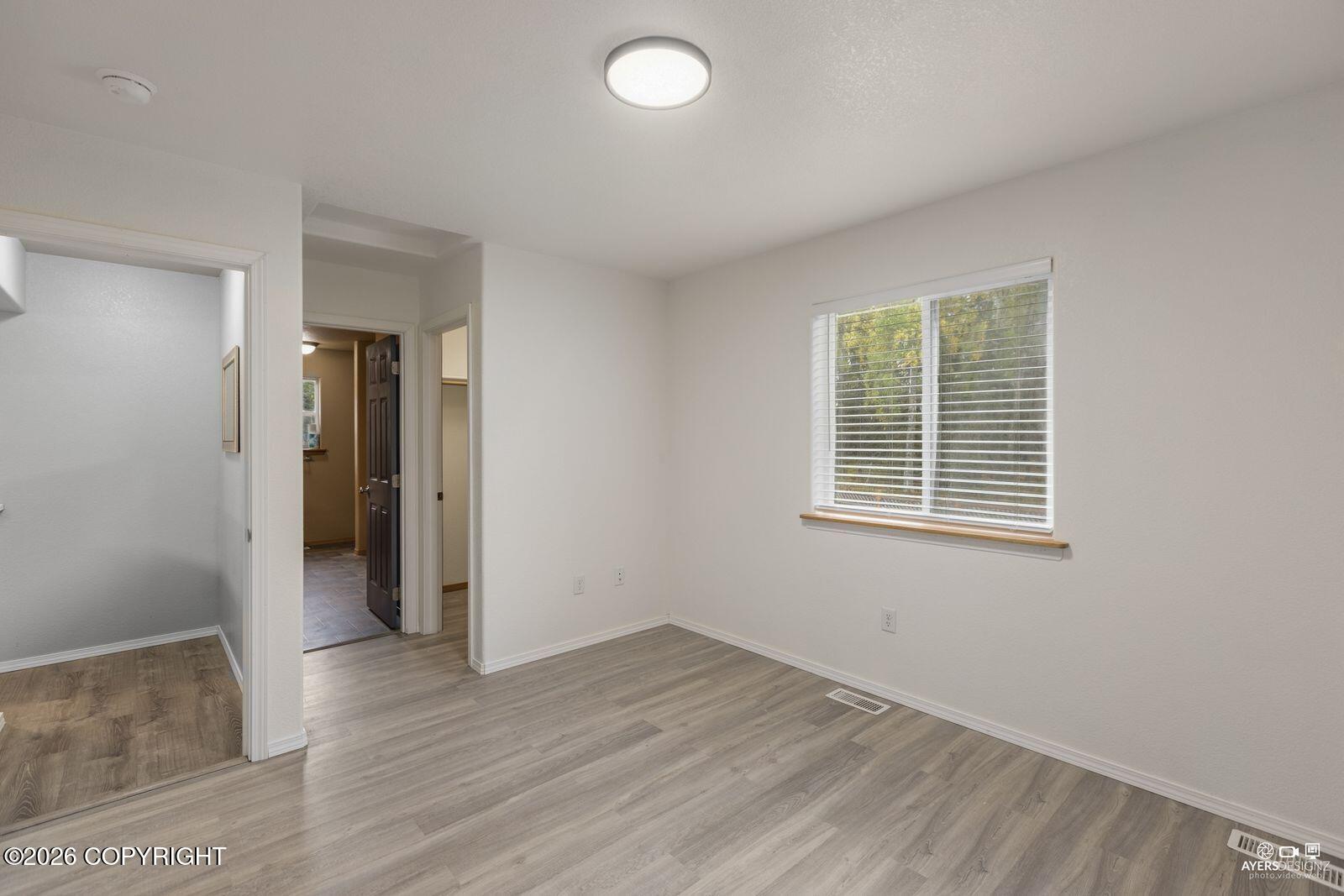 52881 Wesley Court Property Photo 9
