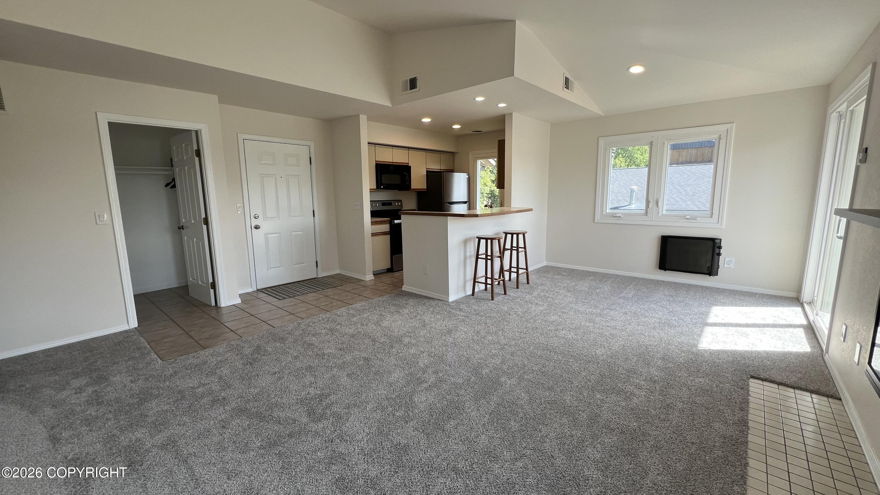 3425 Lakeshore Drive #7 Property Photo 2