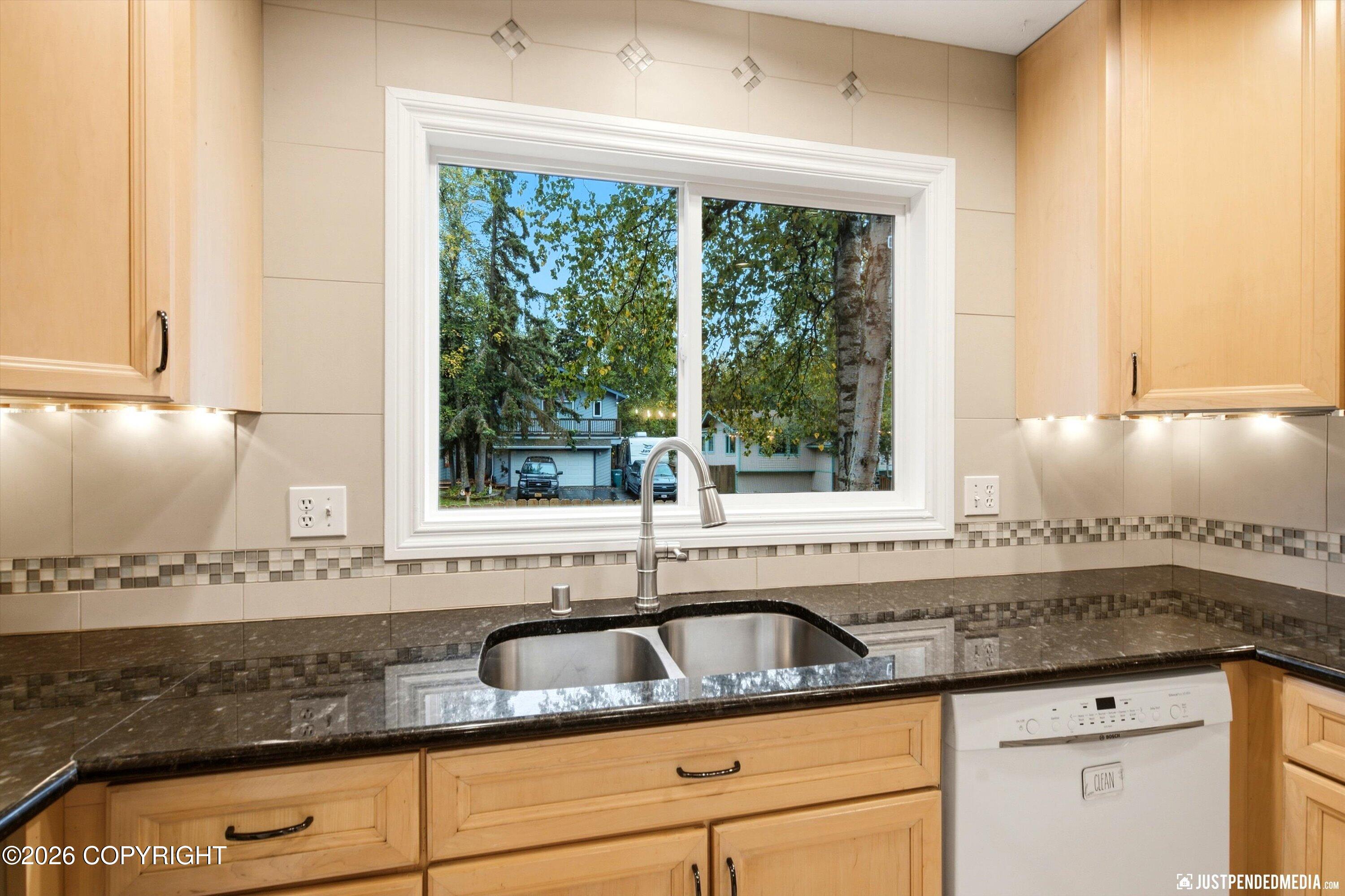 12710 Galleon Circle Property Photo 24