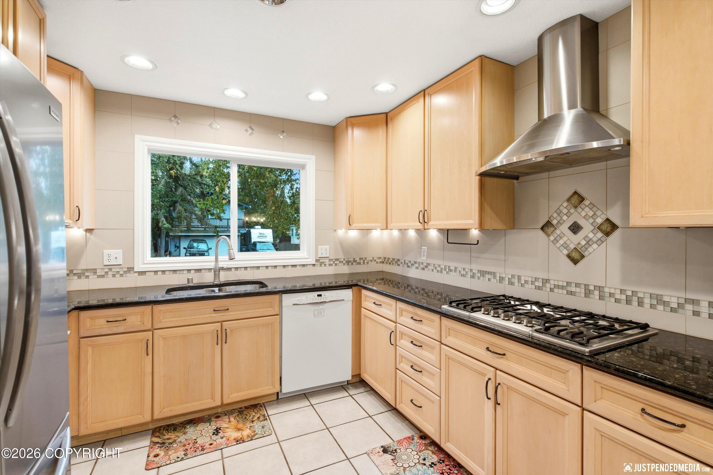 12710 Galleon Circle Property Photo 29