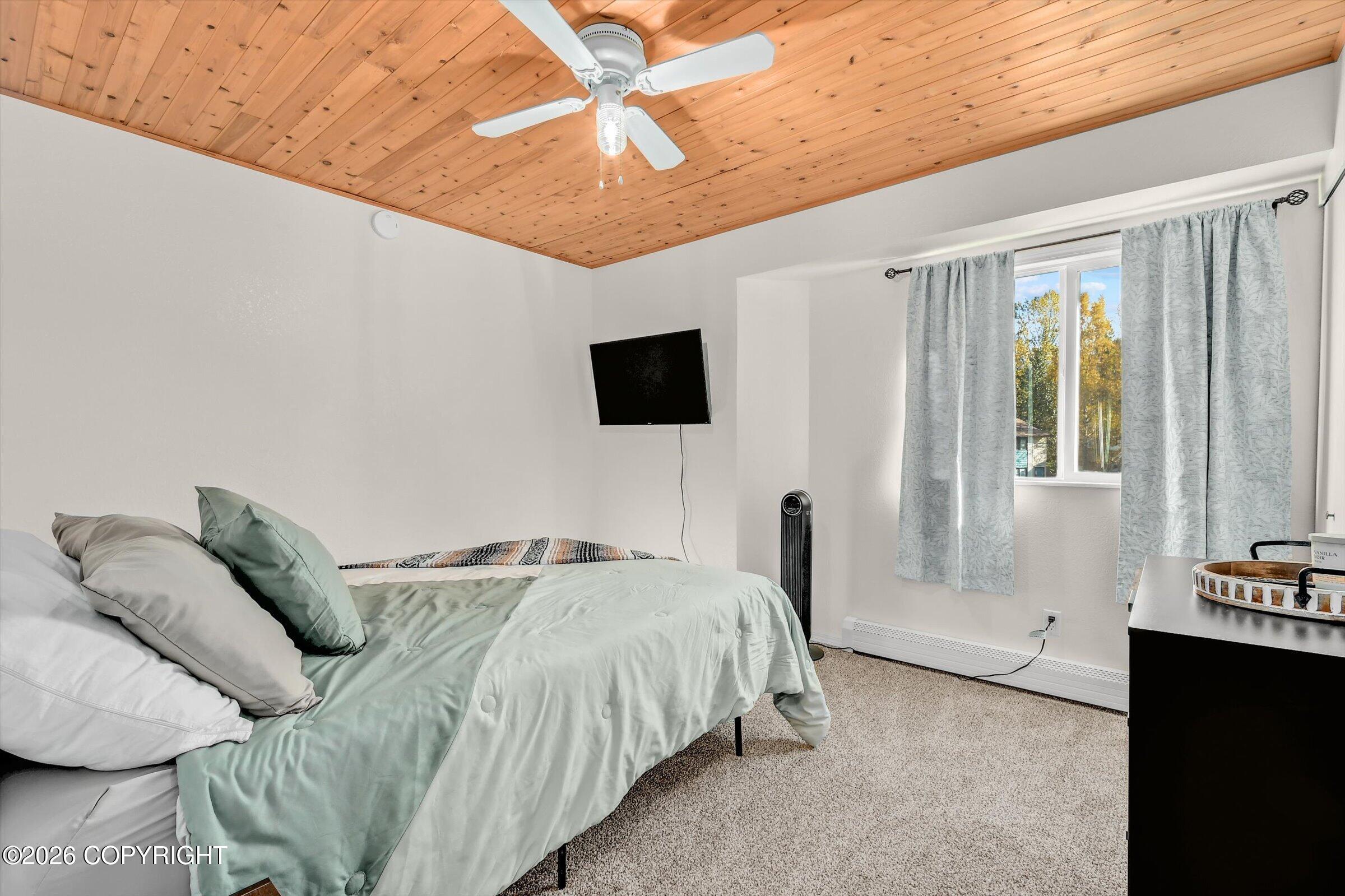 248 Yellow Leaf Circle Property Photo 13