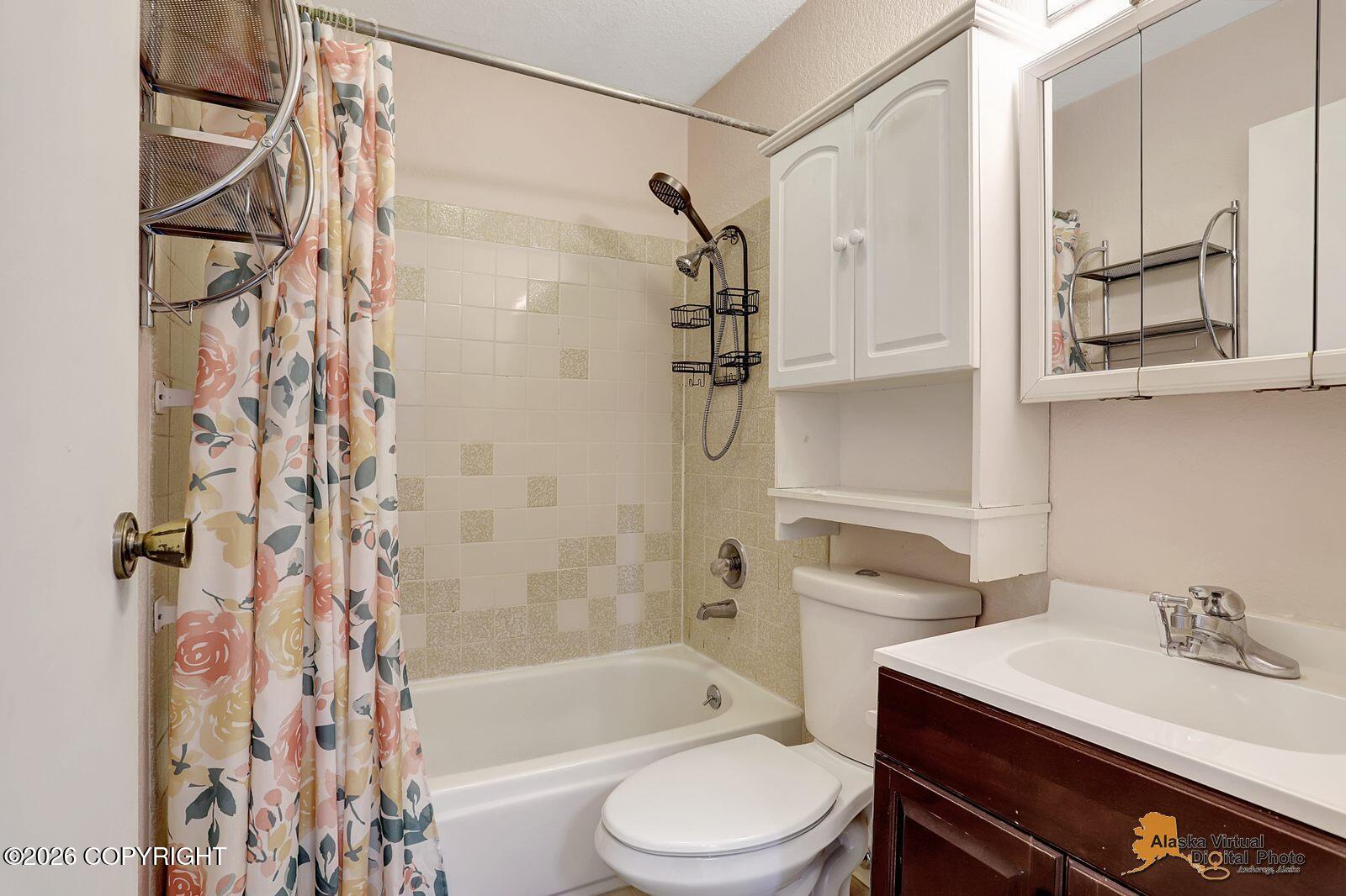8301 Northwind Avenue Property Photo 11