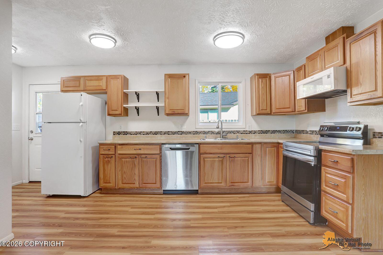 8301 Northwind Avenue Property Photo 30
