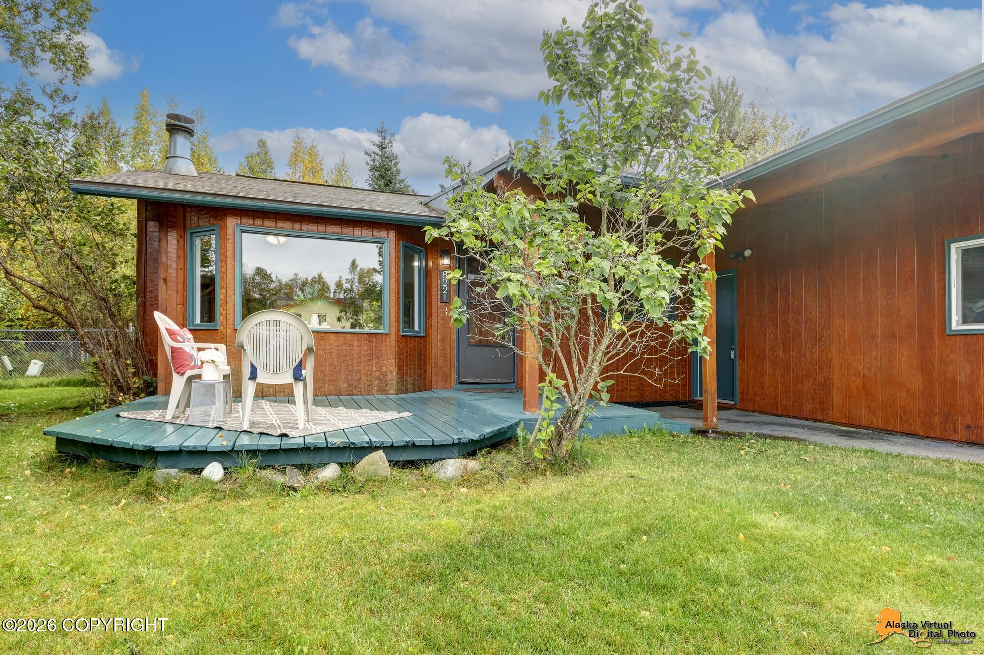8221 Kip Court Property Photo 2
