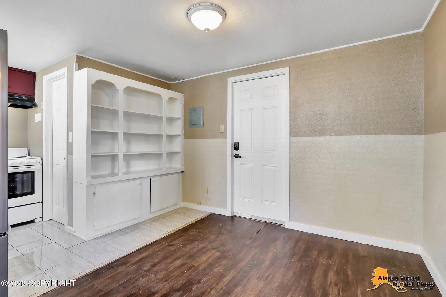 1335 Hyder Street Property Photo 17