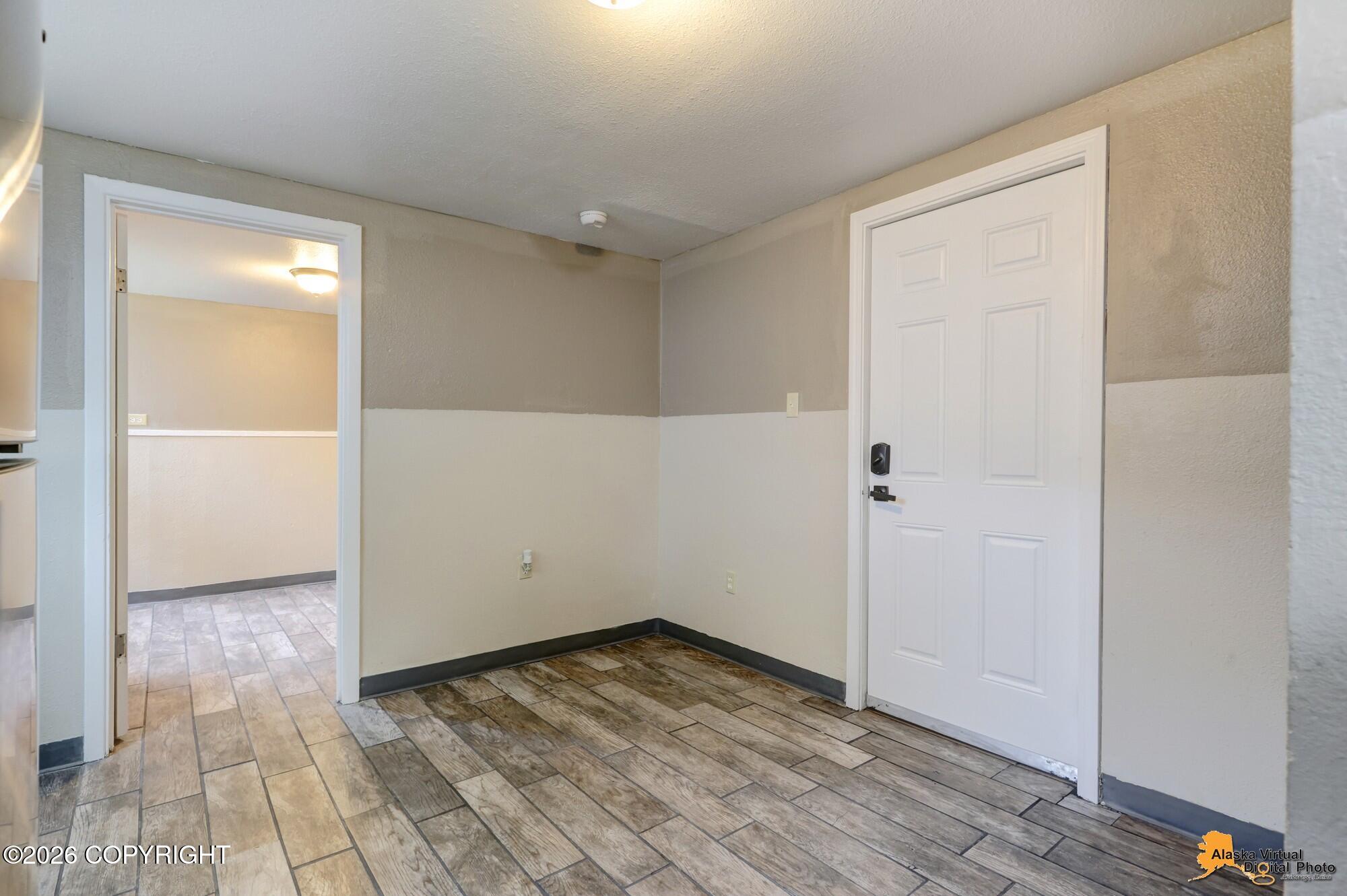 1335 Hyder Street Property Photo 25