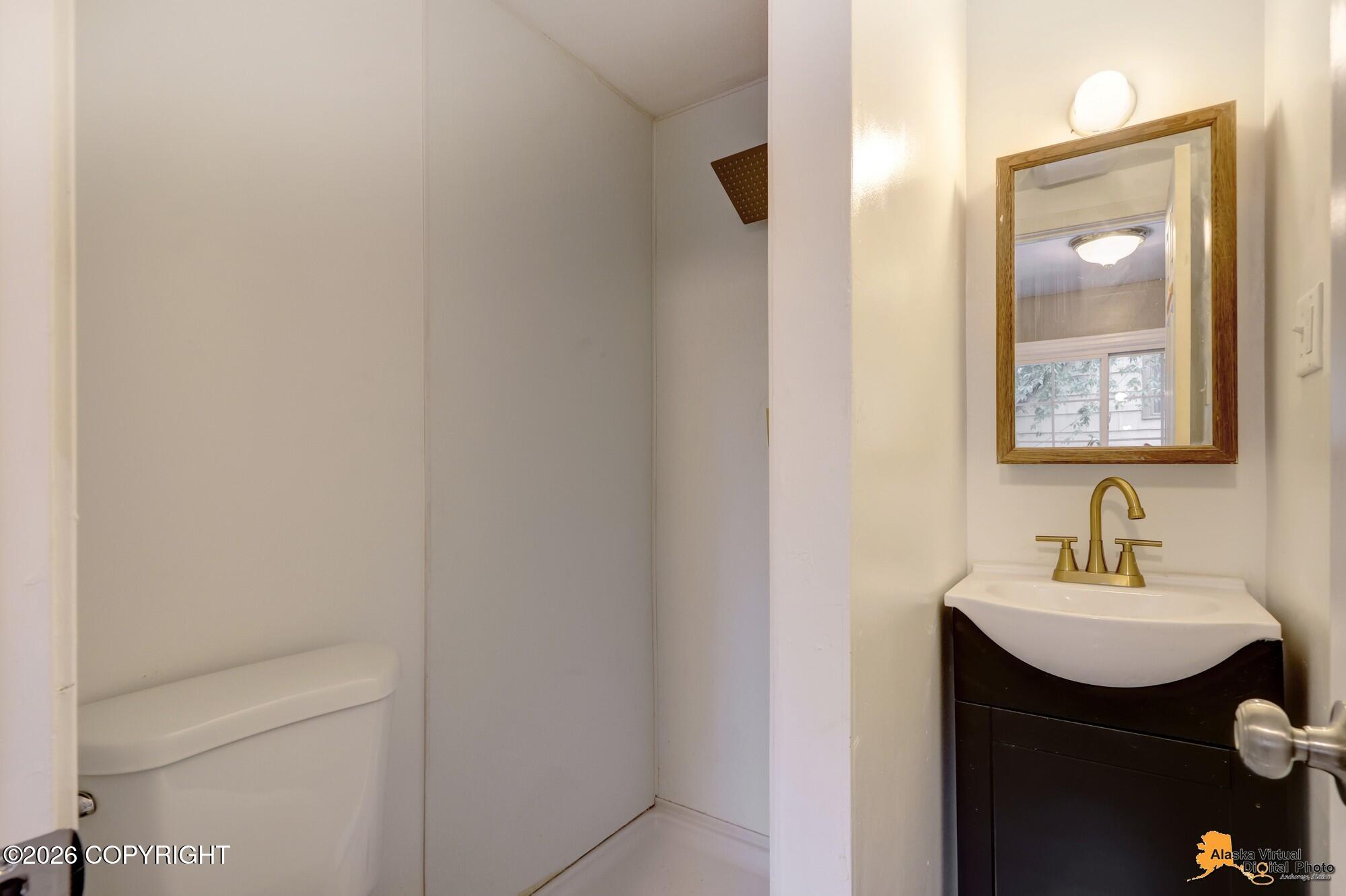 1335 Hyder Street Property Photo 42