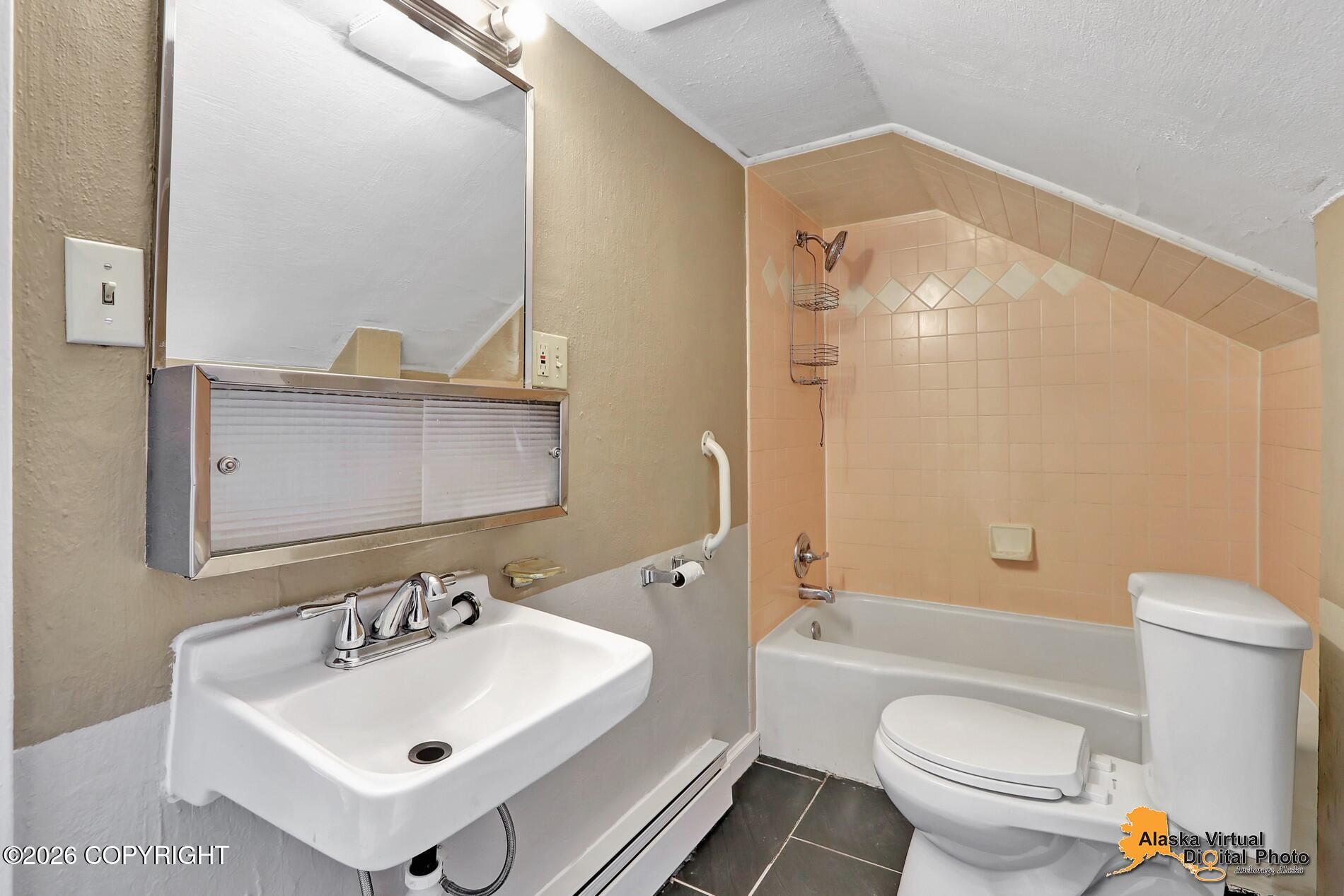 1335 Hyder Street Property Photo 79