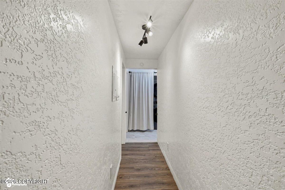 440 W Lone Cub Drive Property Photo 27