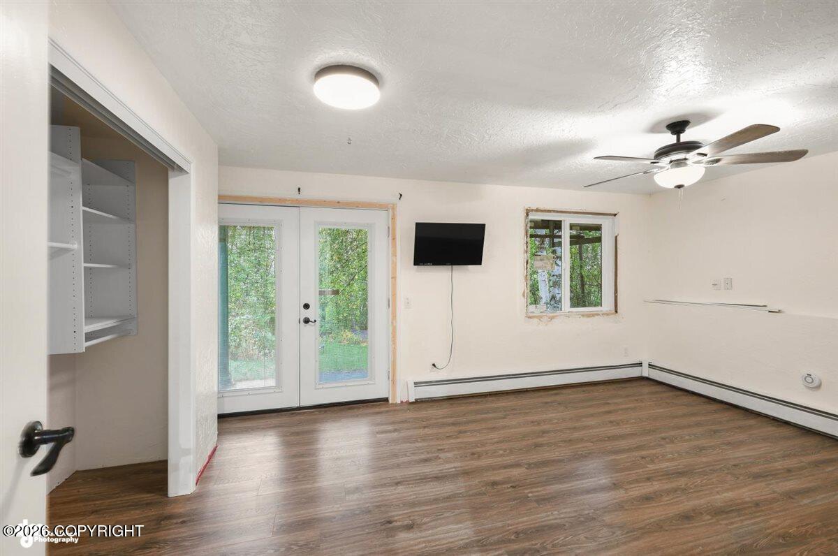 440 W Lone Cub Drive Property Photo 31