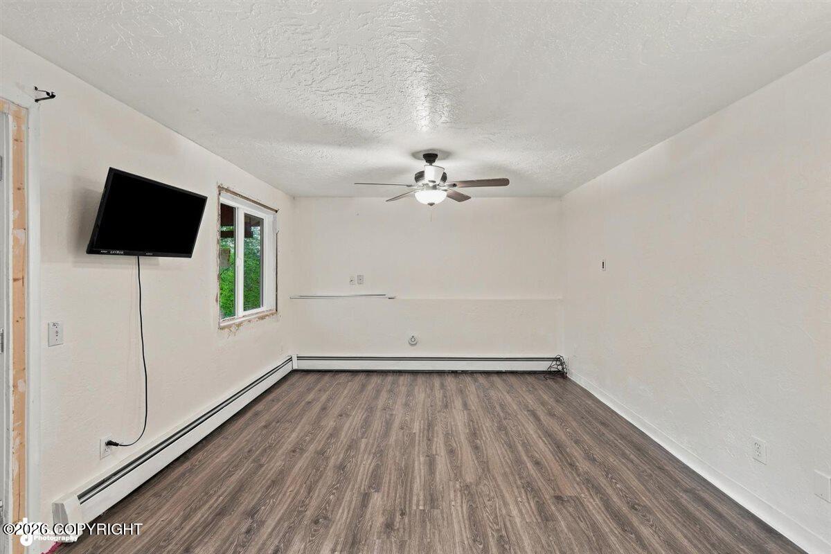440 W Lone Cub Drive Property Photo 32