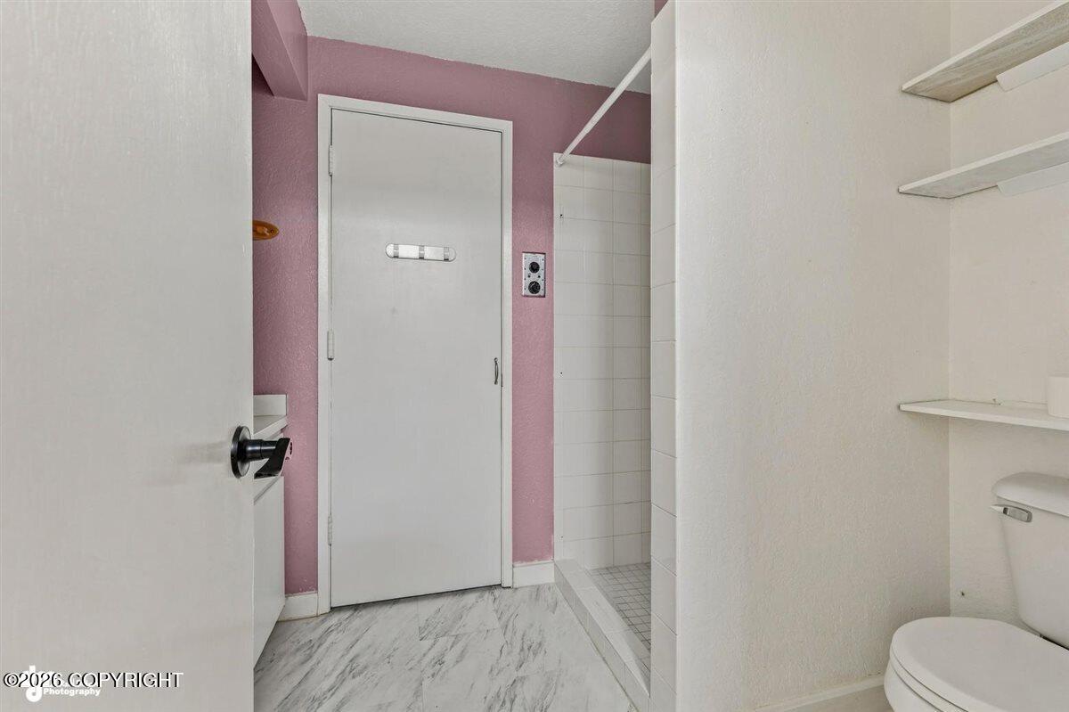 440 W Lone Cub Drive Property Photo 35