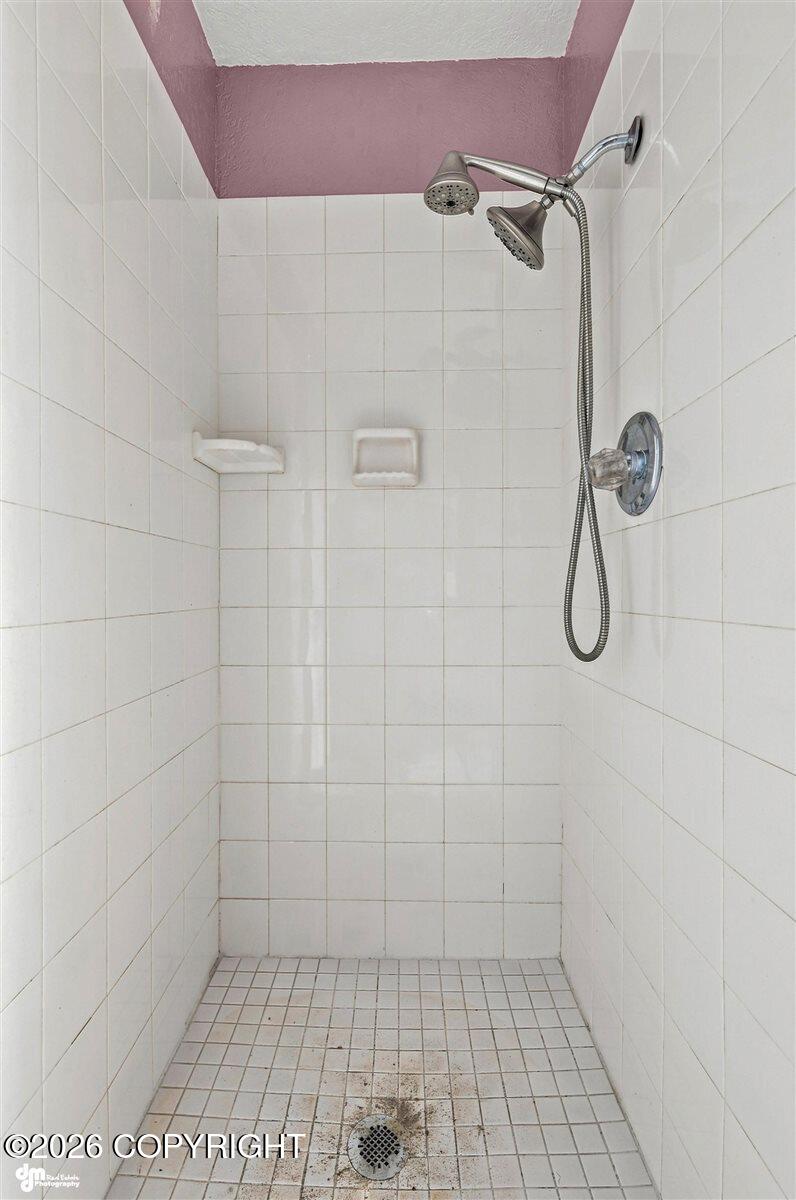 440 W Lone Cub Drive Property Photo 37