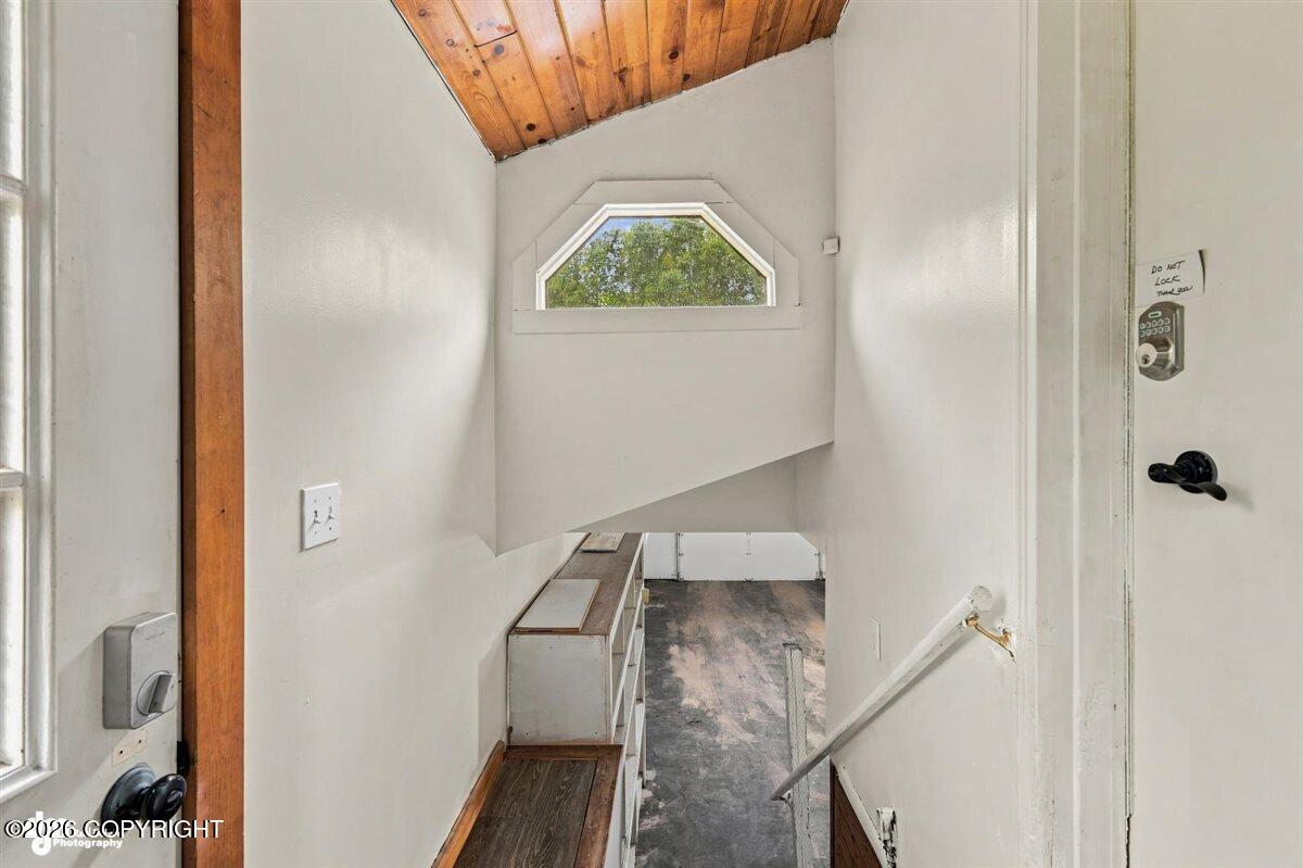 440 W Lone Cub Drive Property Photo 44