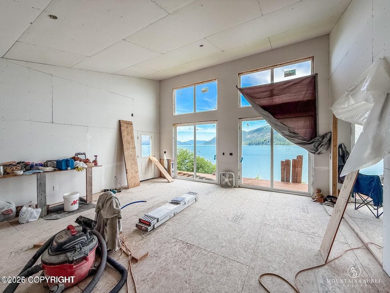 Mile 7 Zimovia Highway Property Photo 14