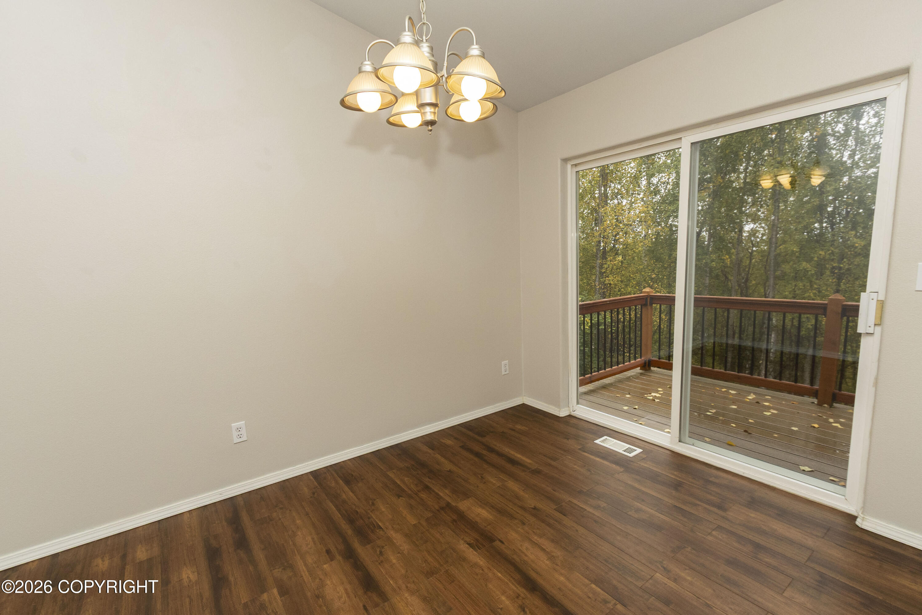 22724 Knik Vista Street Property Photo 9