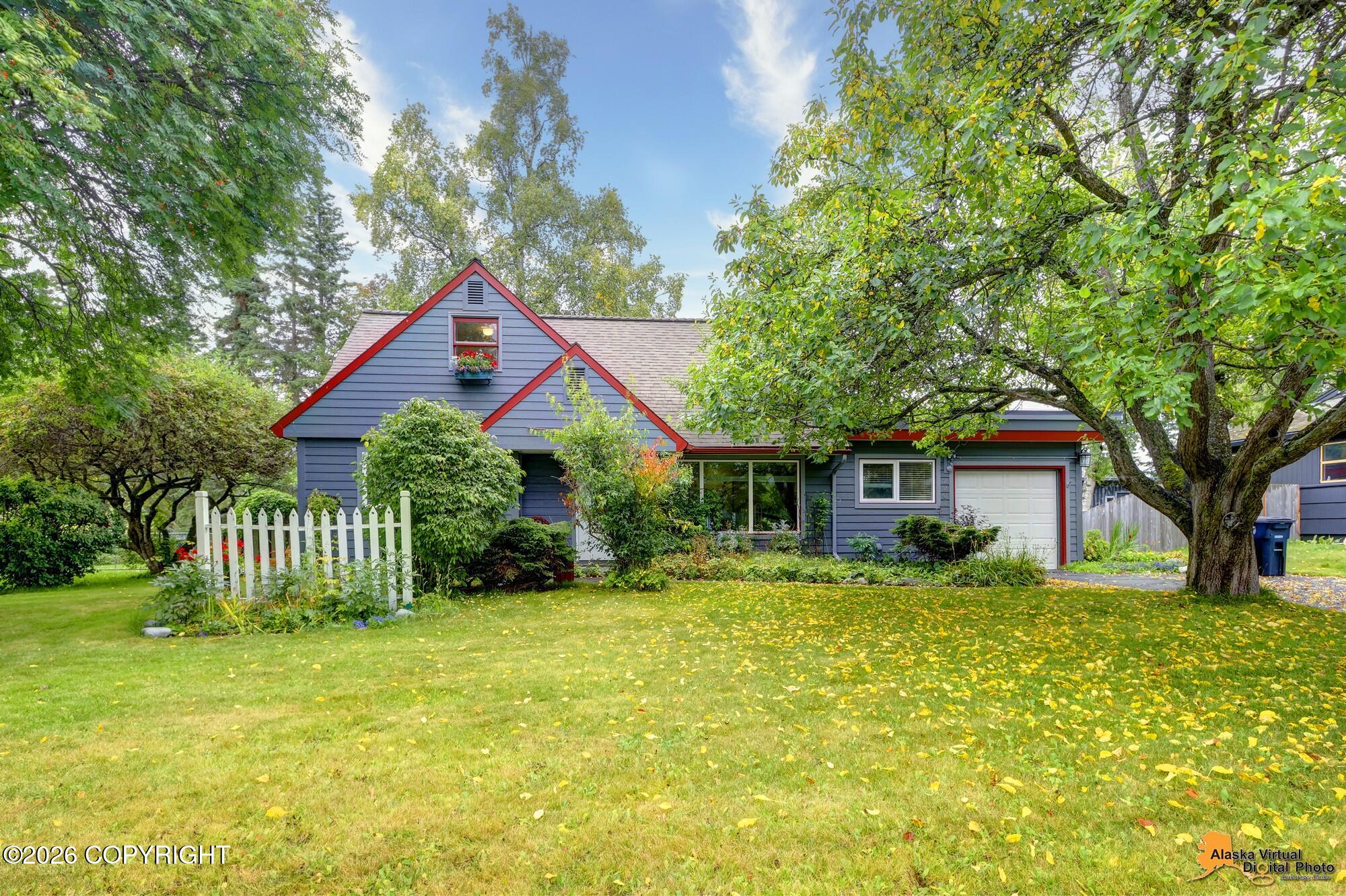 2207 Turnagain Parkway Property Photo 1