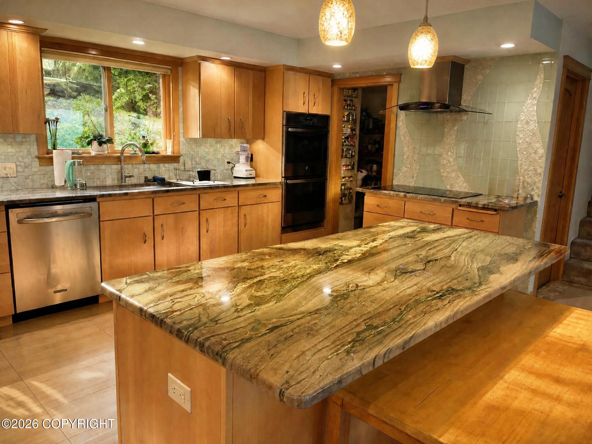 10893 N Tongass Highway Property Photo 8