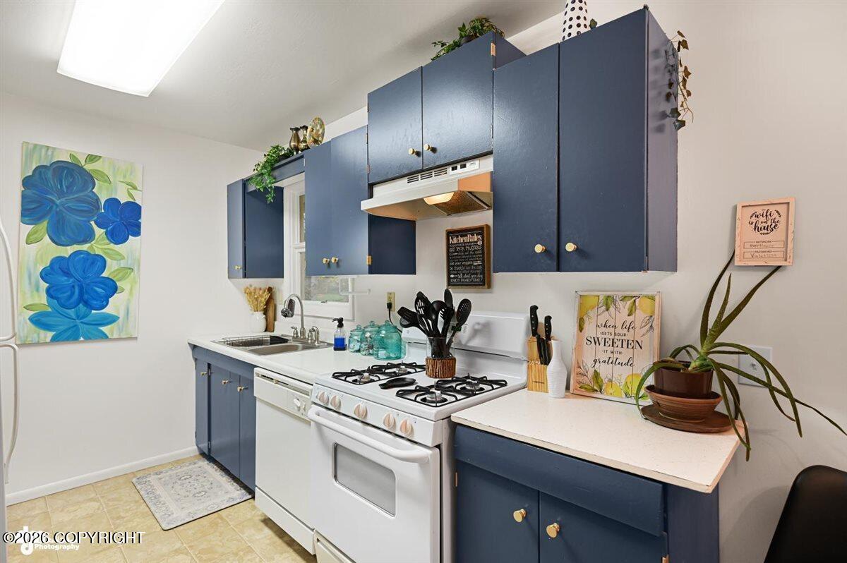 7239 Violet Place Property Photo 4