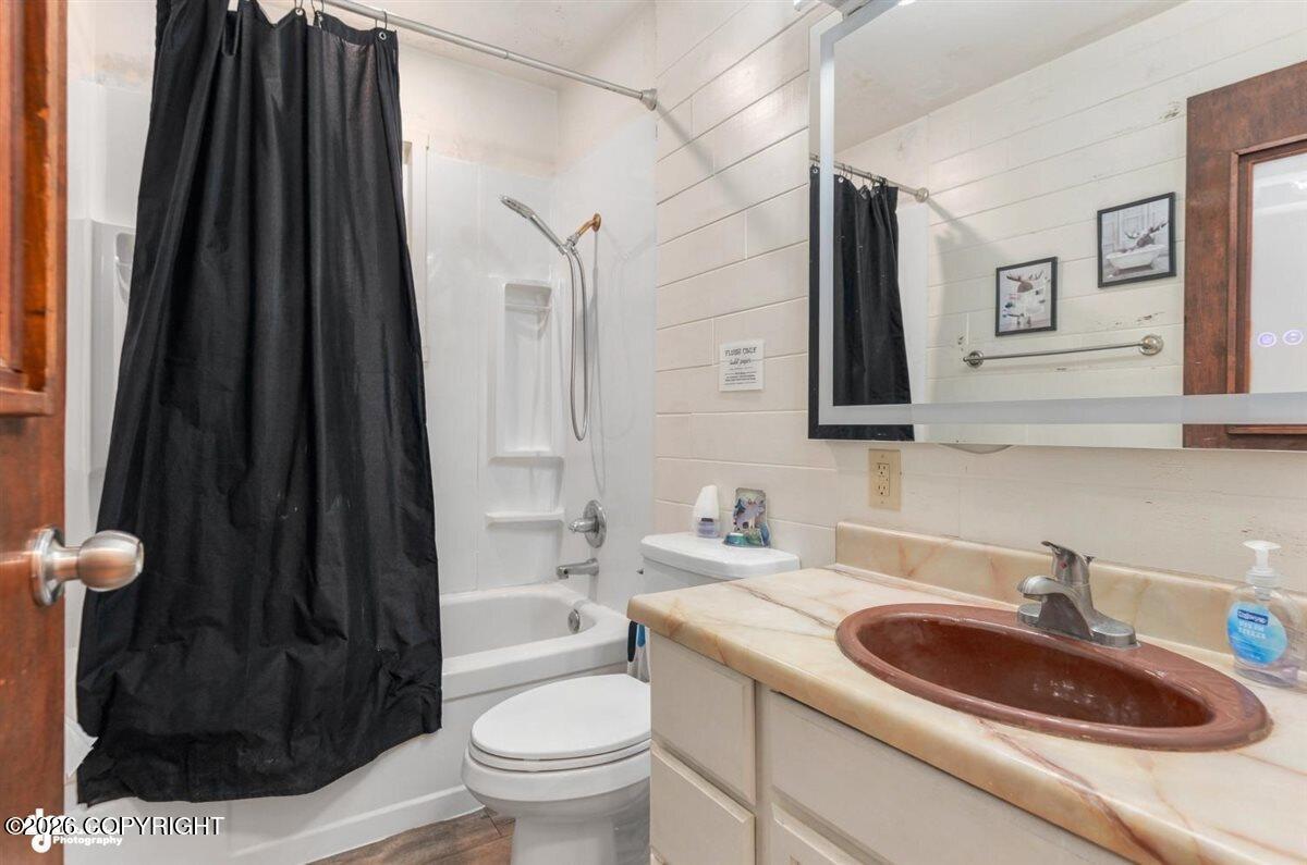 7239 Violet Place Property Photo 16