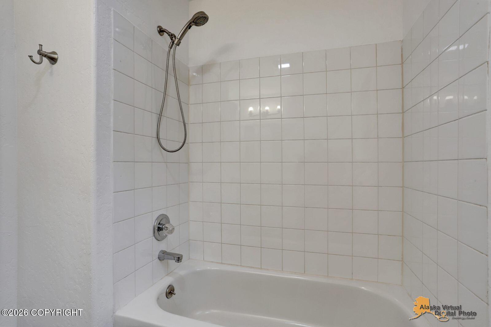 4001 W Voss Drive Property Photo 18